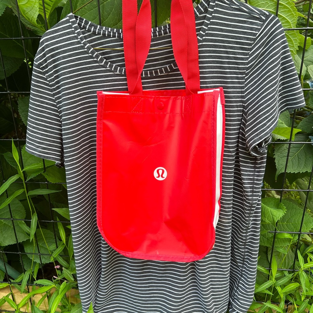 Lululemon Size 10 Movement Shirt